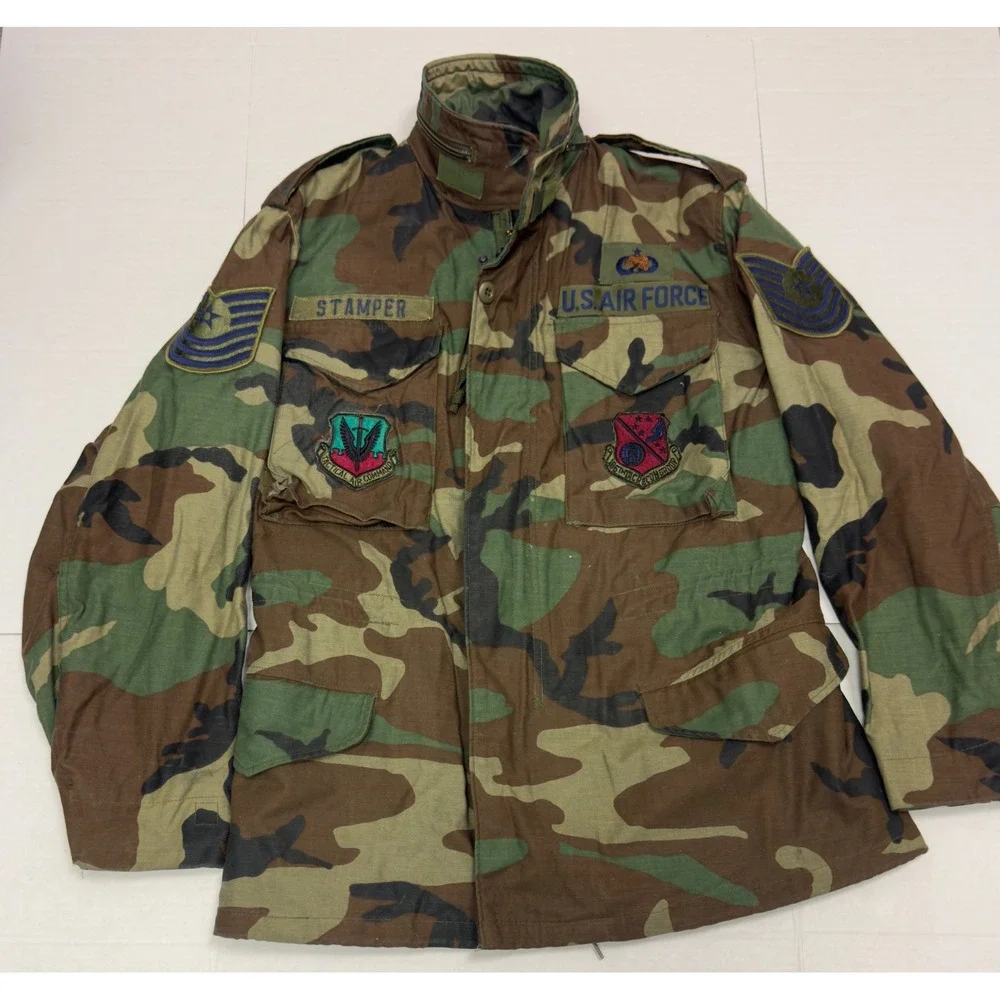 Vintage M-65 Field Coat Mens Small Regular Woodland Camo USAF Patches